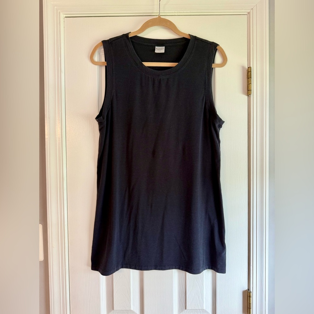 Athleta Black Sleeveless Tank Top – Women’s Size Large, Soft Performance Fabric